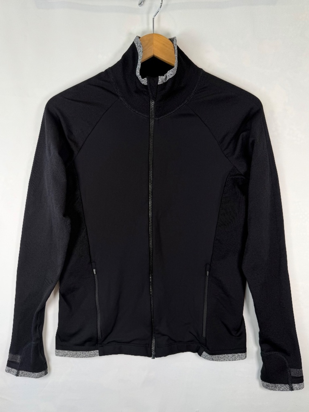 Athleta Wmn's Sz MD Black Andes Hybrid Stretch Jacket Style 486259